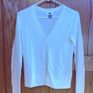White old navy sweater